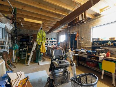 Detached Double Garage & Workshop